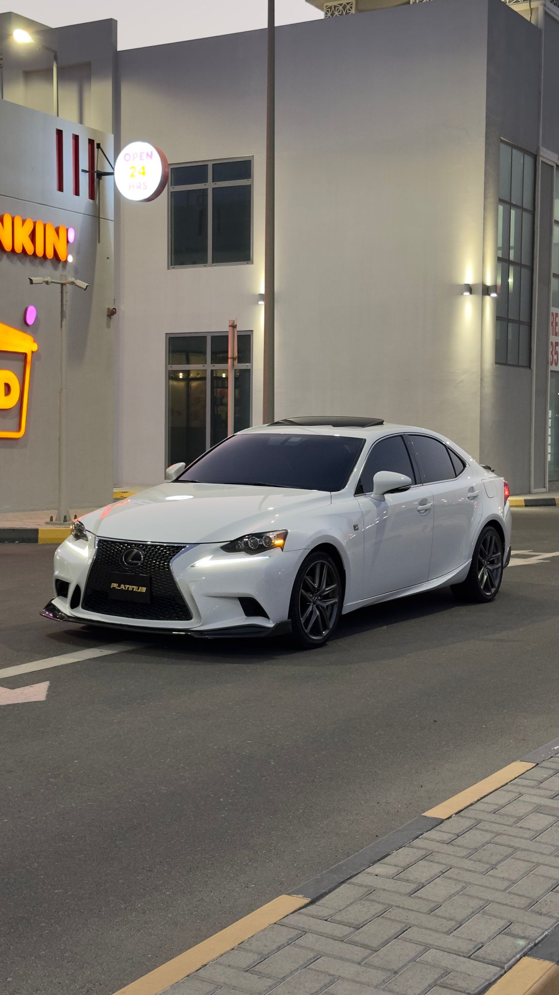 
								لكسزز IS250 2015 full									