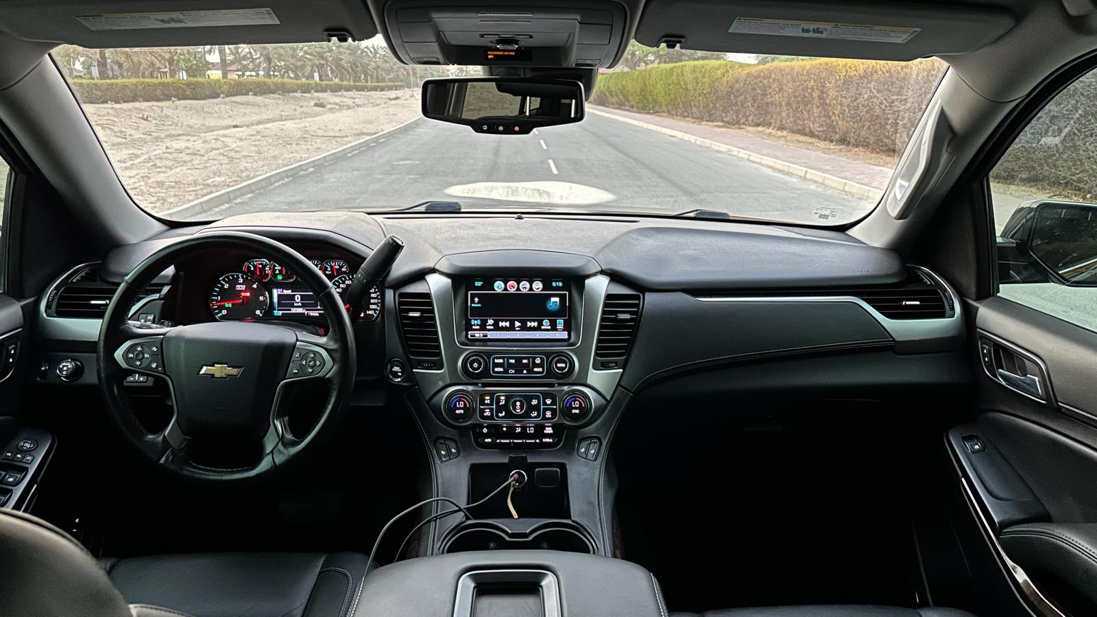 
								chevrolet tahoe full									