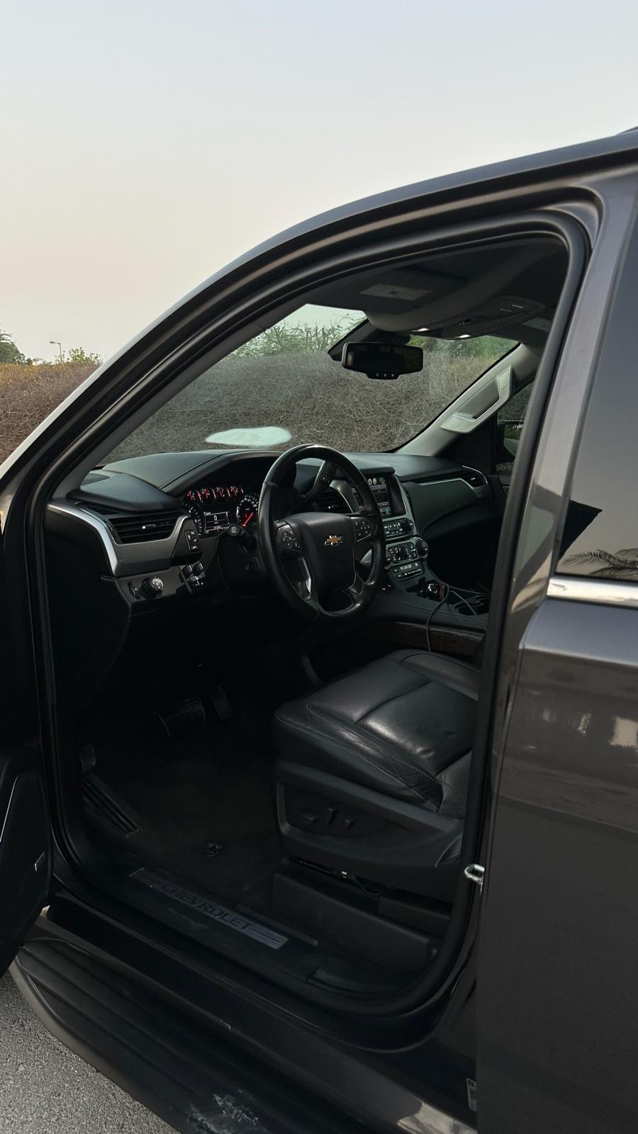 
								chevrolet tahoe full									