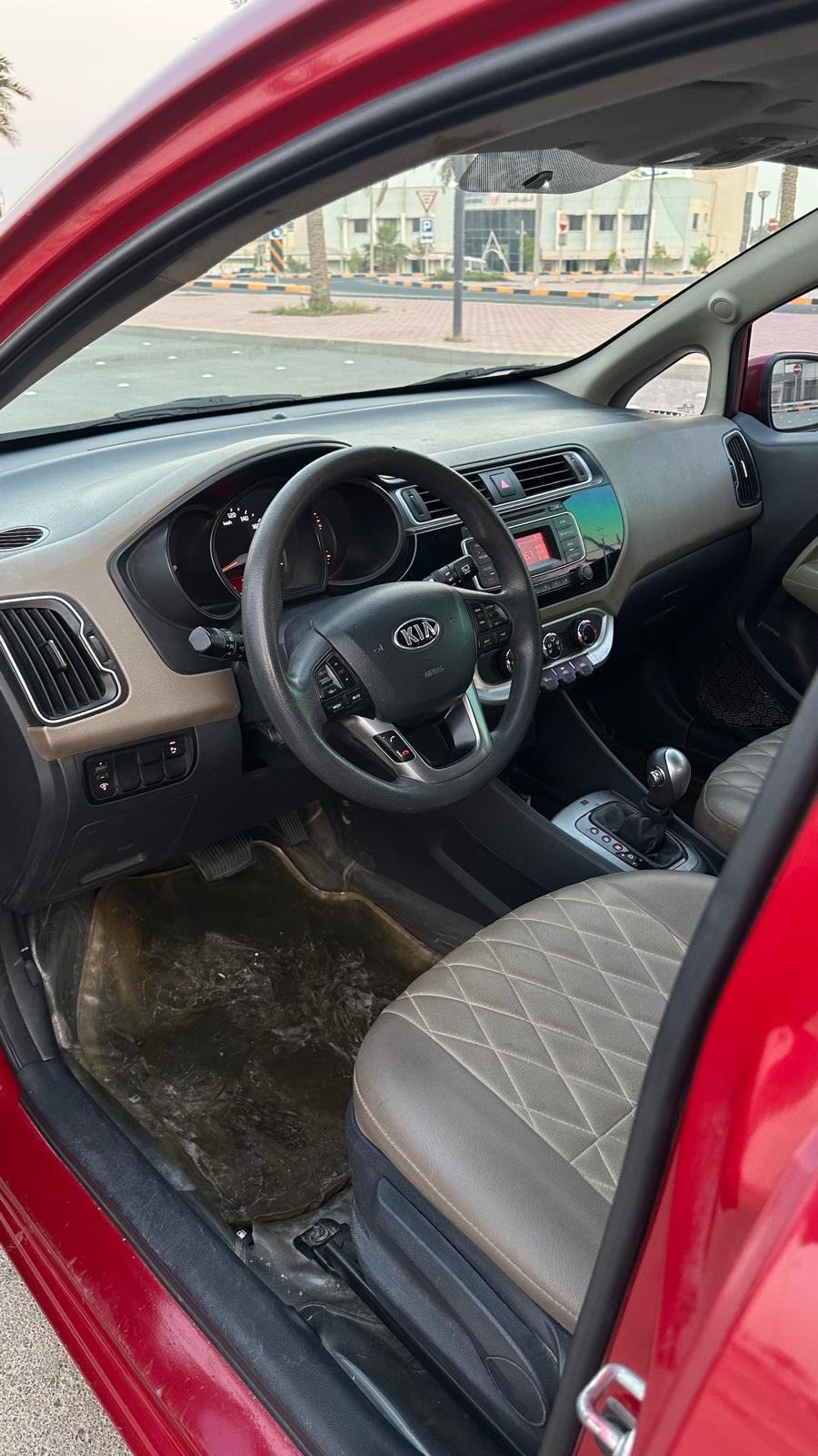 
								KIA RIO full									