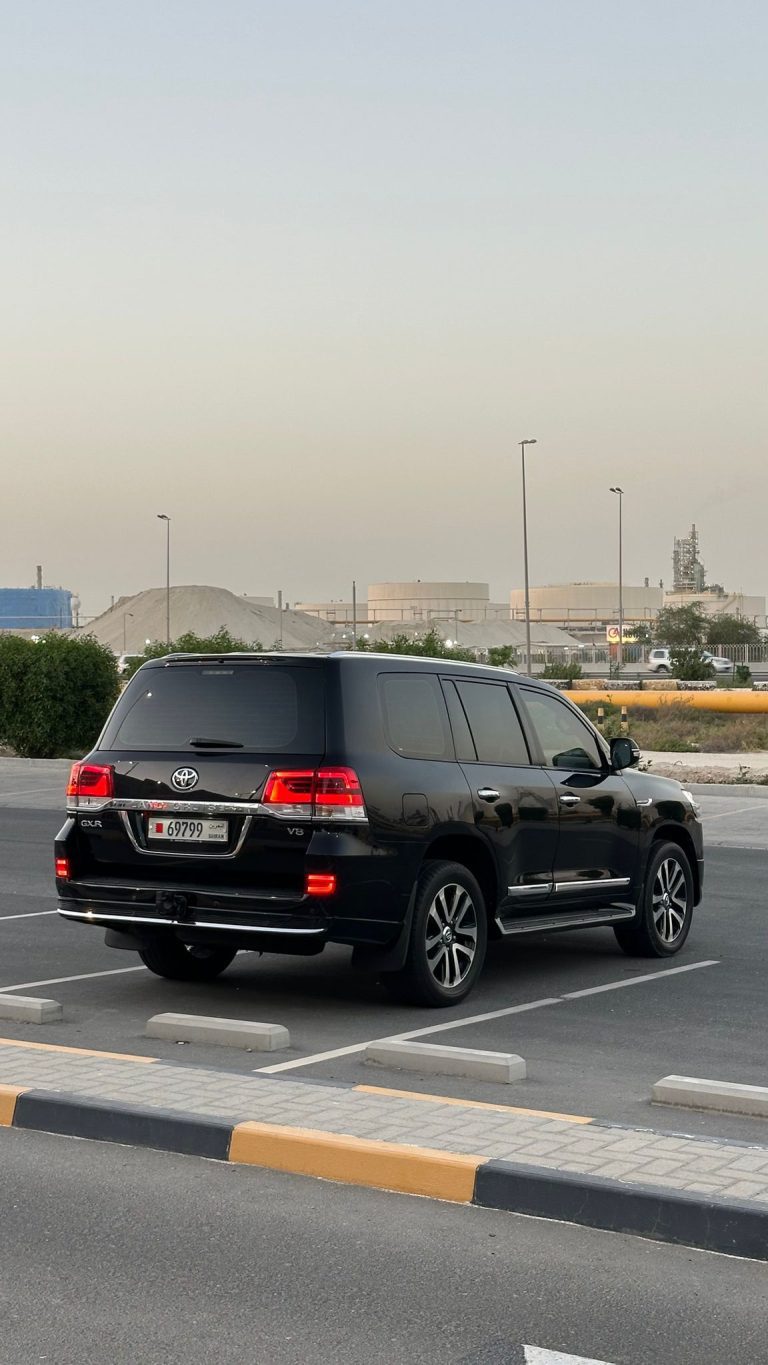 TOYOTA LAND CRUISER