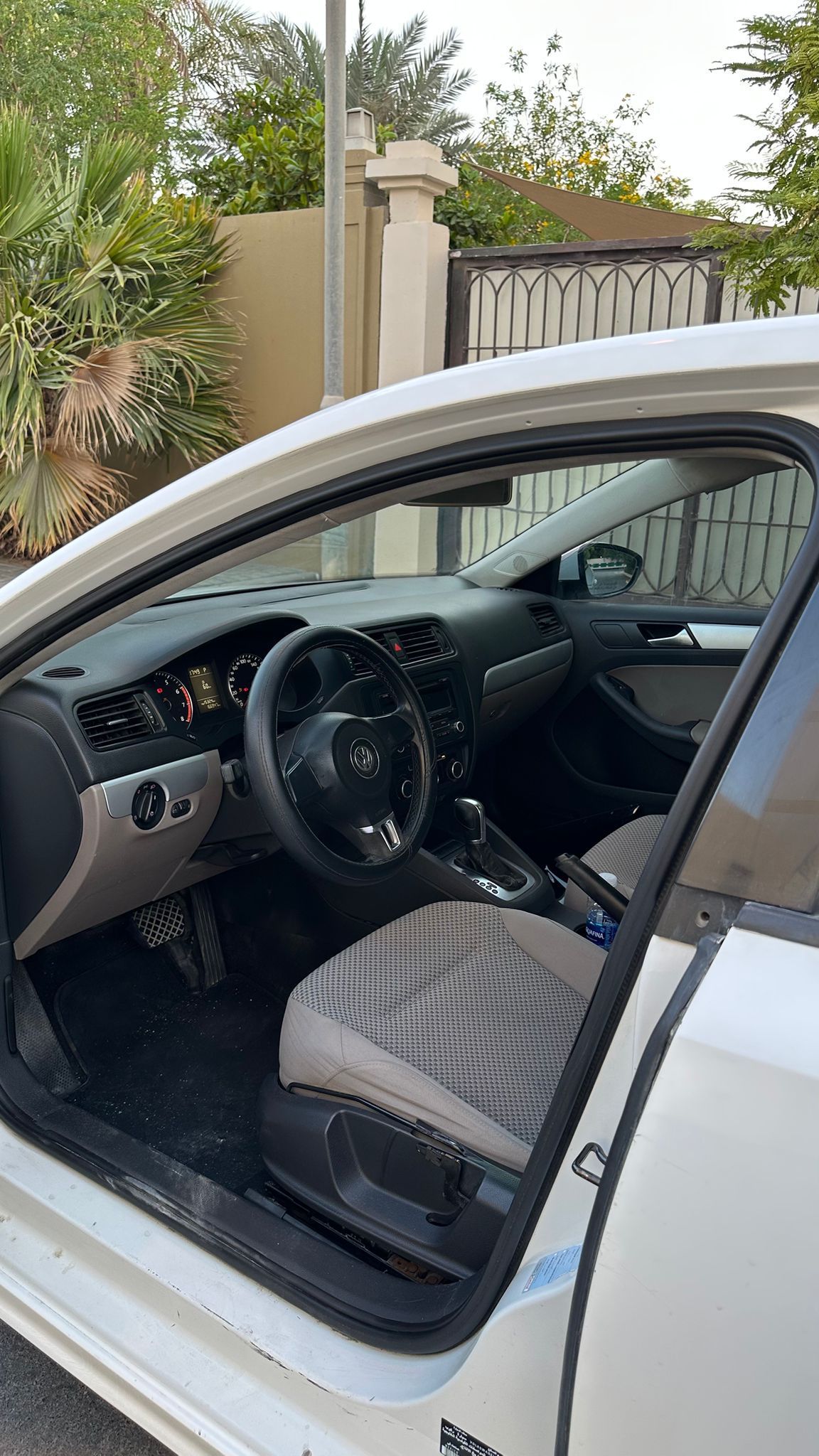 
								VOLKSWAGEN JETTA full									