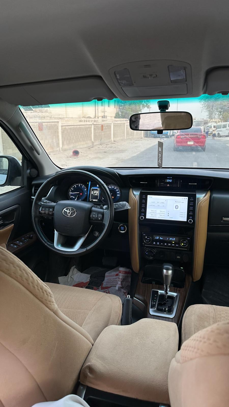 
								TOYOTA FORTUNER full									