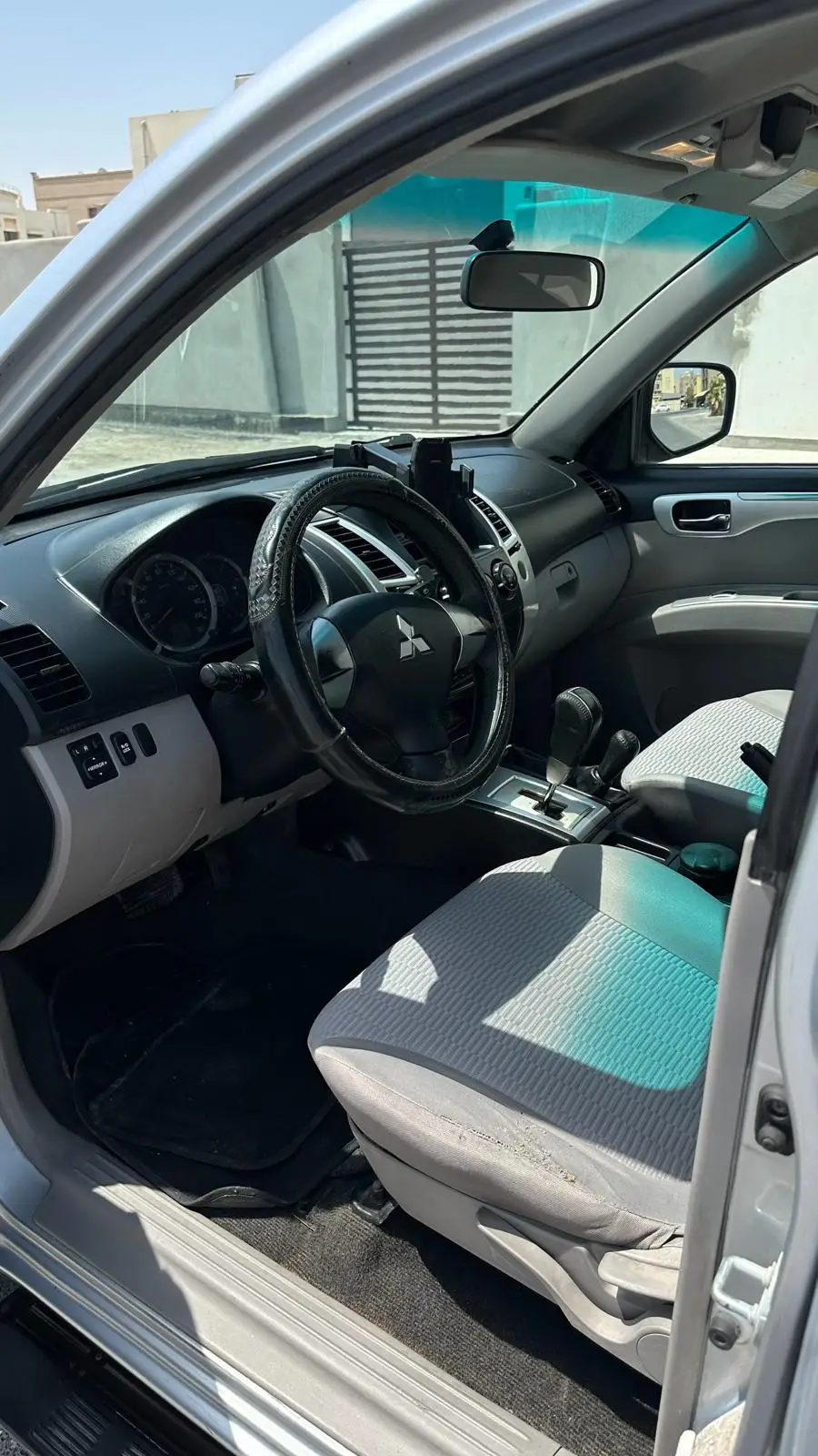 
								MITSUBISHI PAJERO SPORT full									