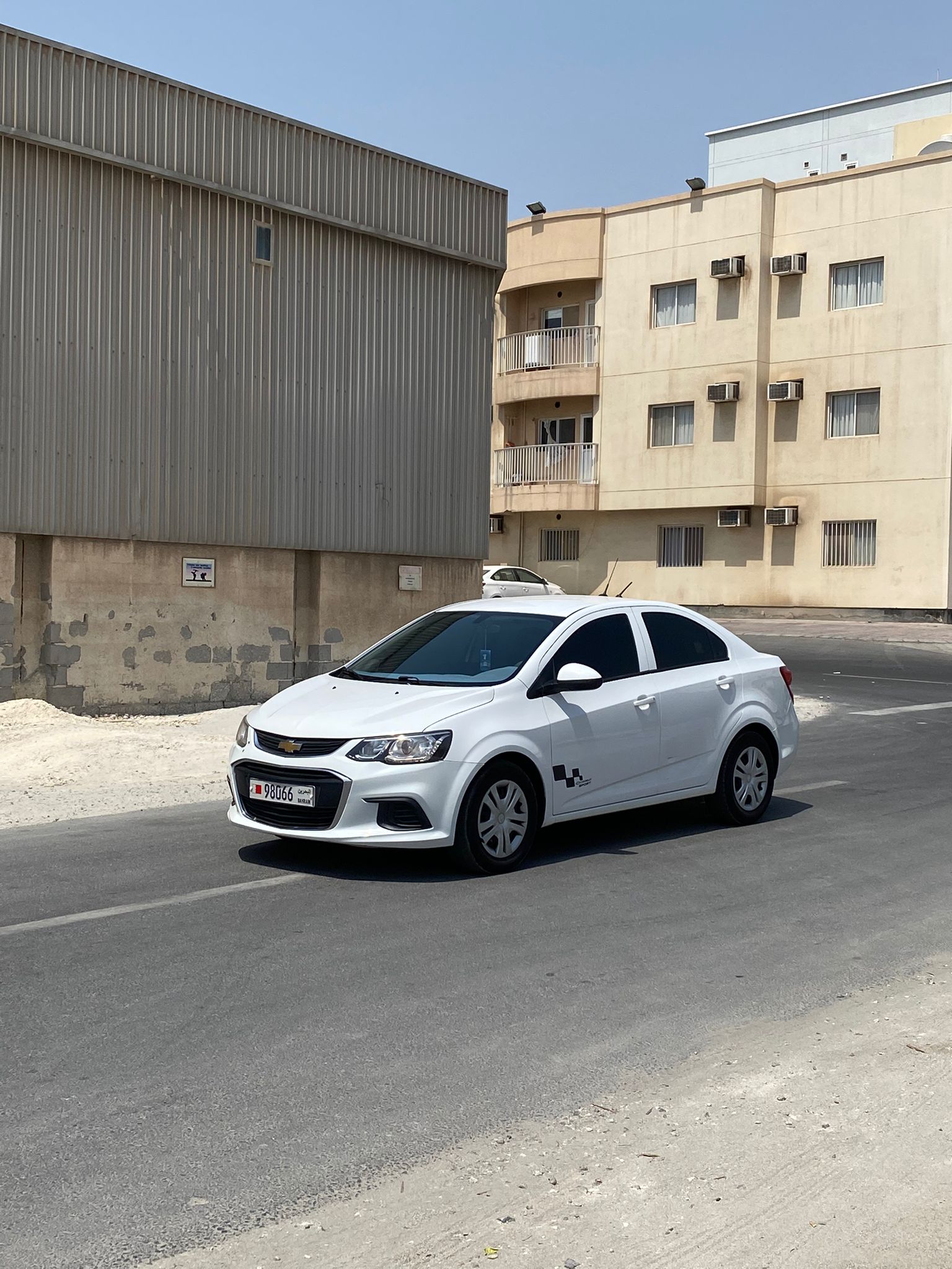 
								Chevrolet Aveo full									