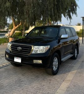 TOYOTA LAND CRUISER