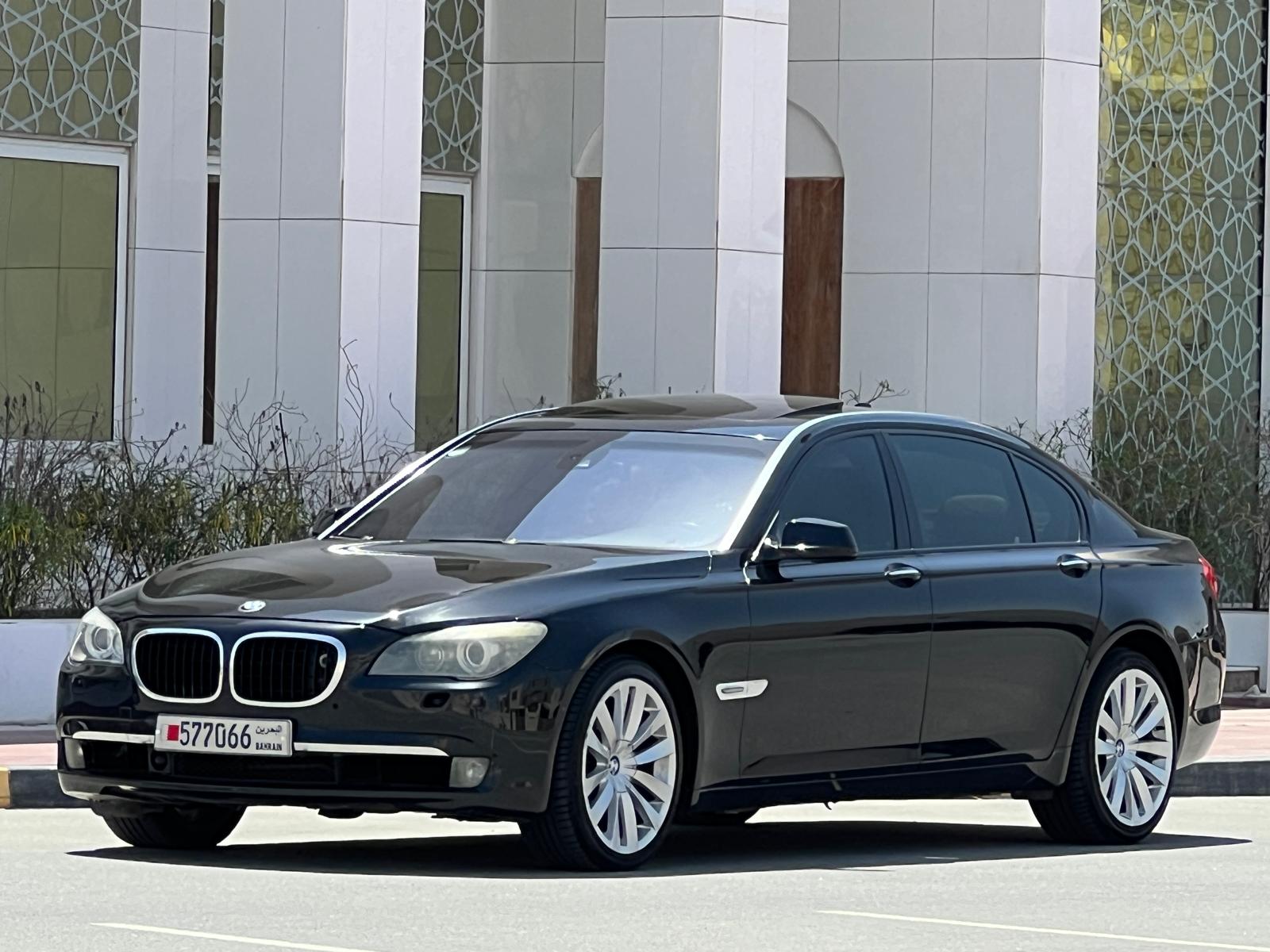 
								BMW 750LI full									