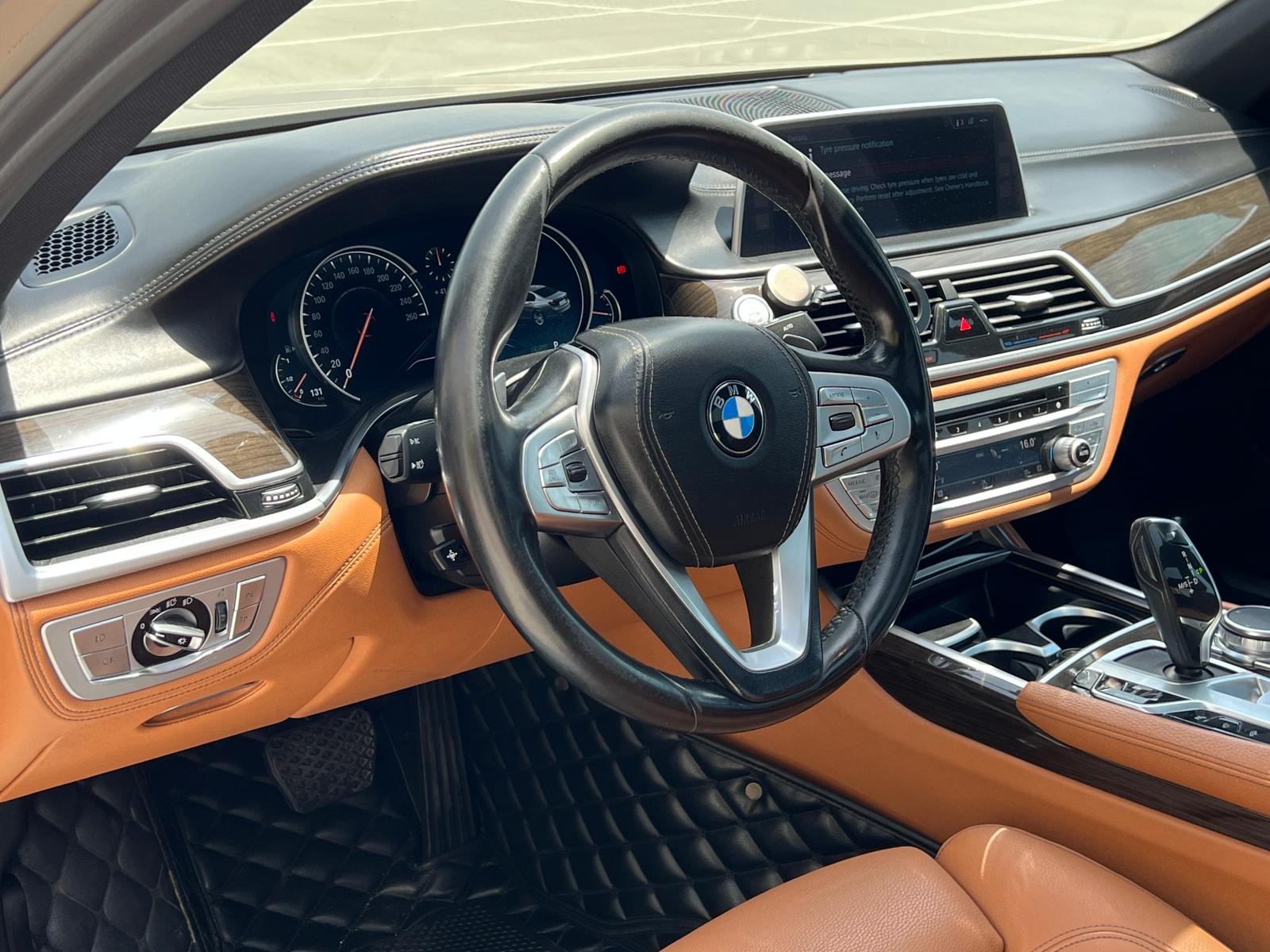 
								BMW 730 full									