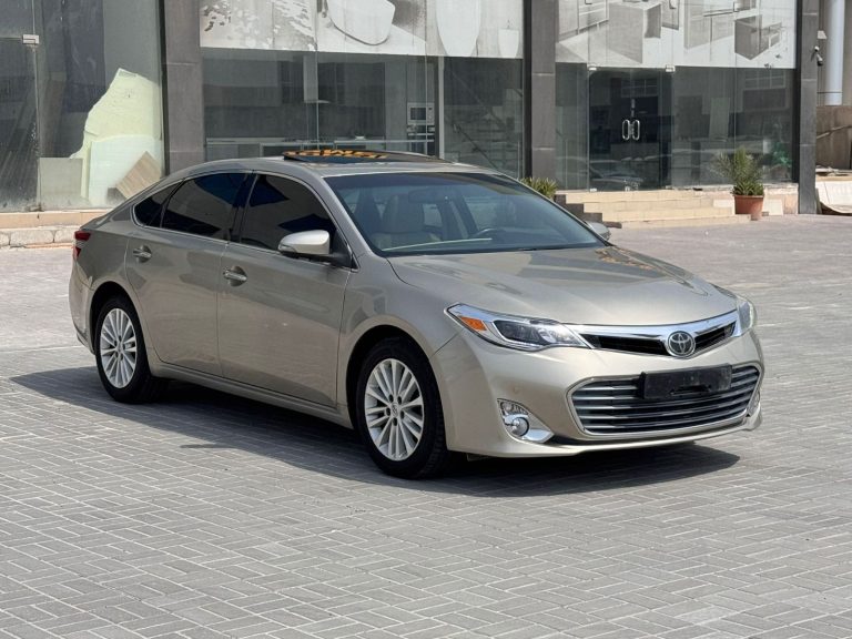 TOYOTA AVALON