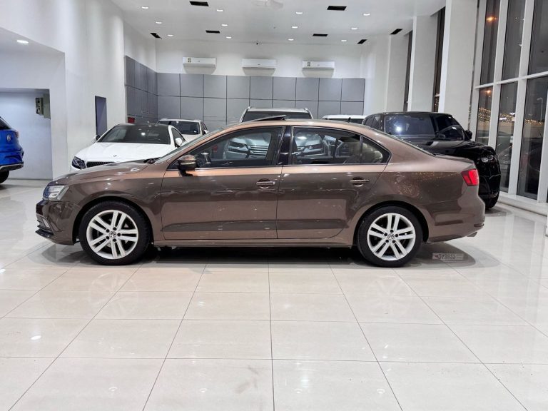 VOLKSWAGEN JETTA