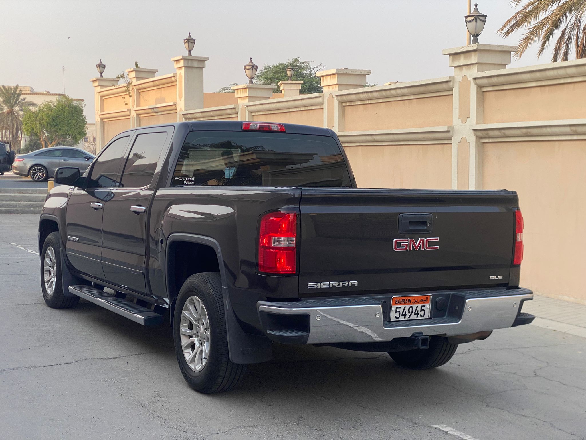 
								GMC Sierra Z71 SLE full									