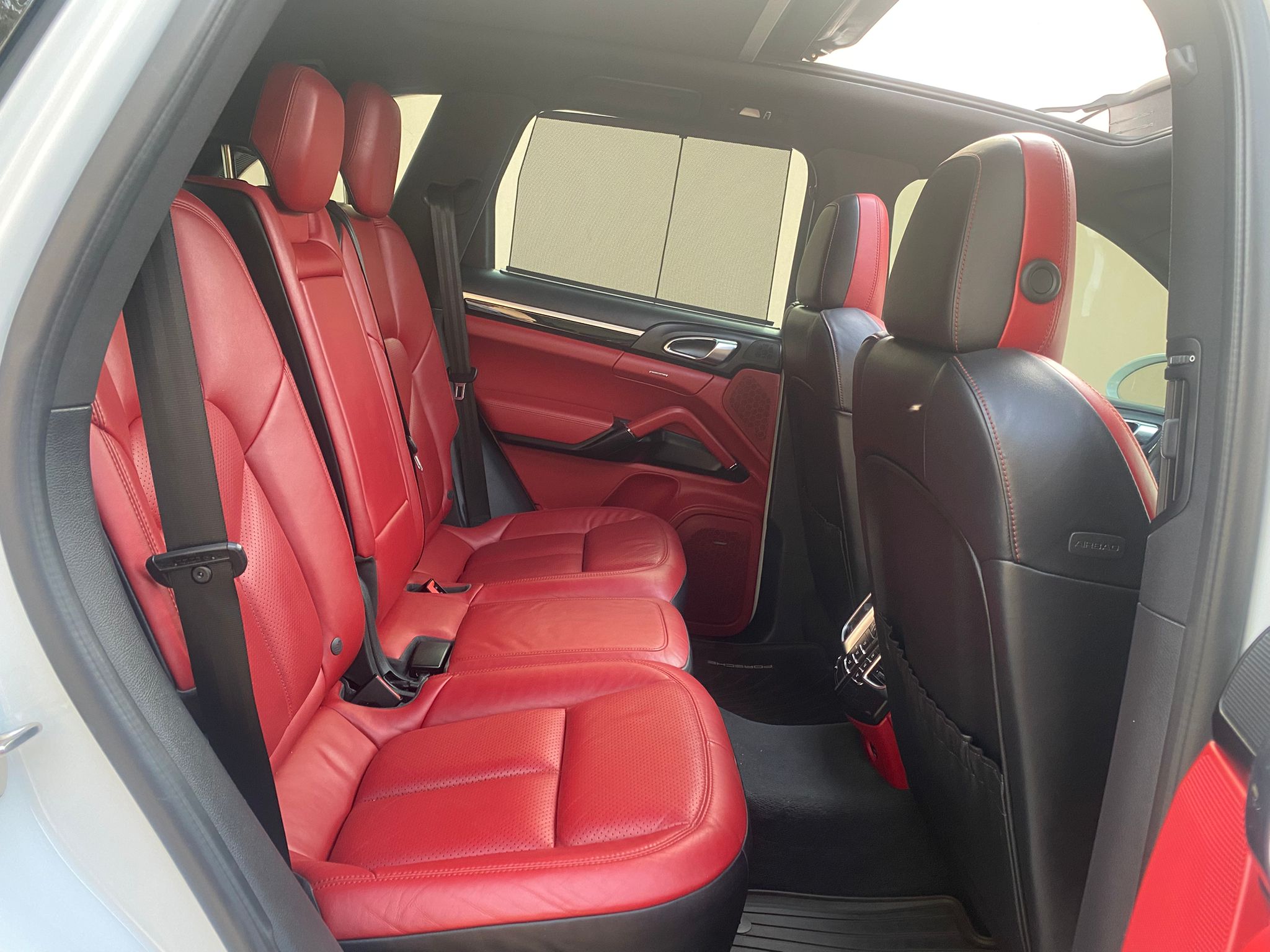 
								Porsche Cayenne V6 full									