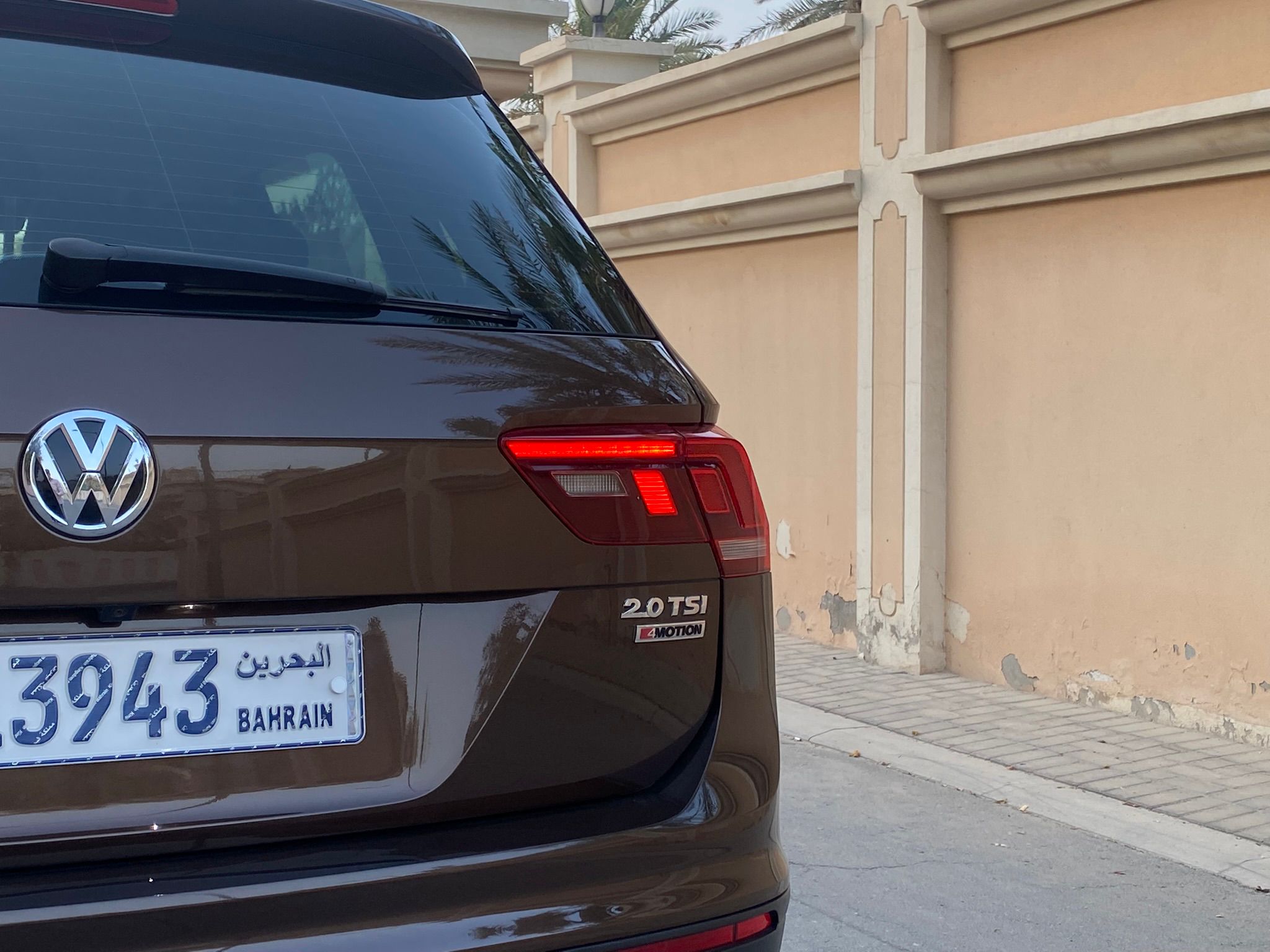 
								VOLKSWAGEN Tiguan full									