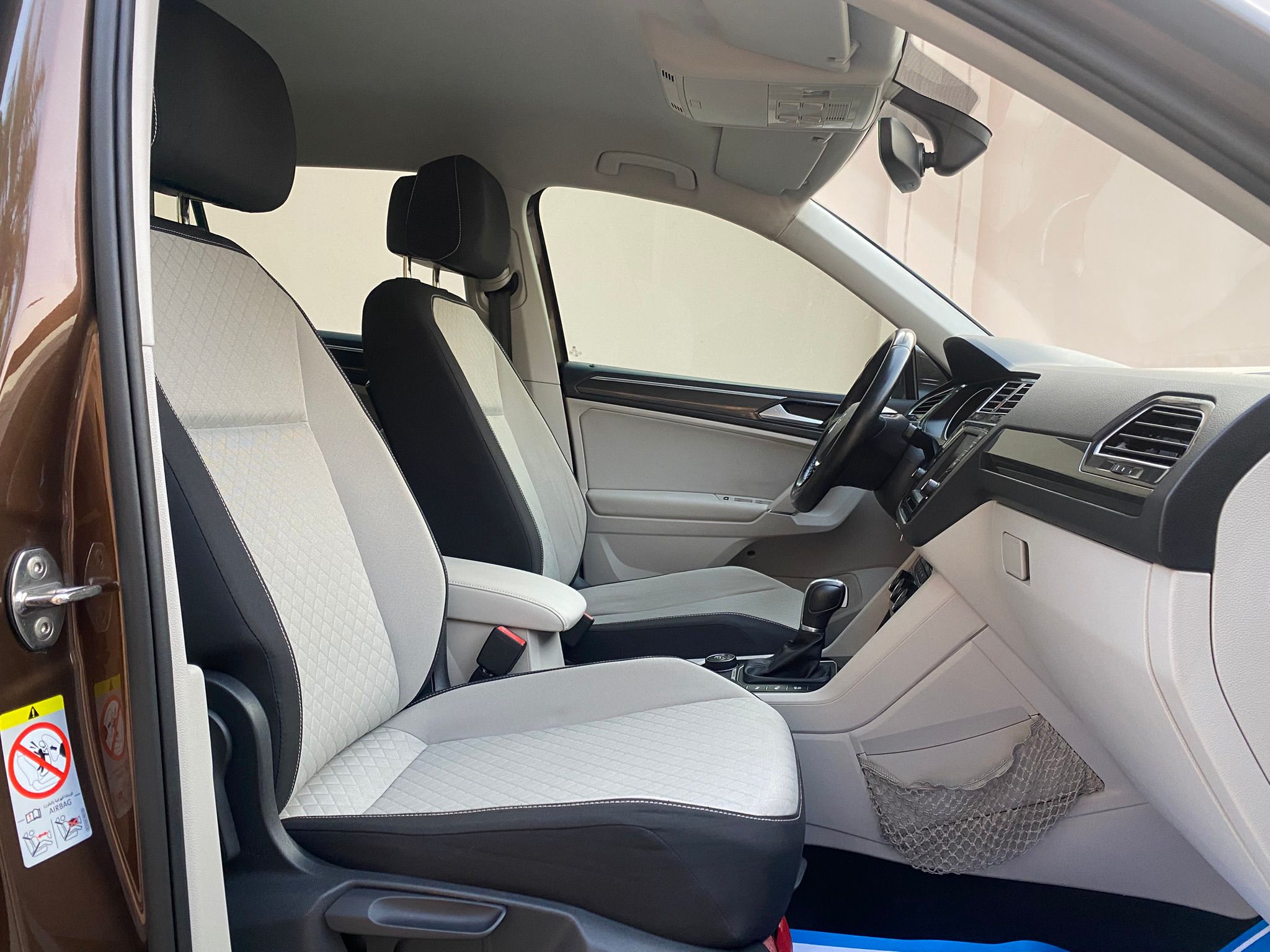 
								VOLKSWAGEN Tiguan full									