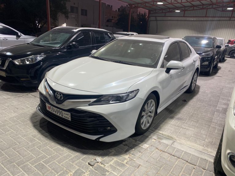 Toyota Camry GLE