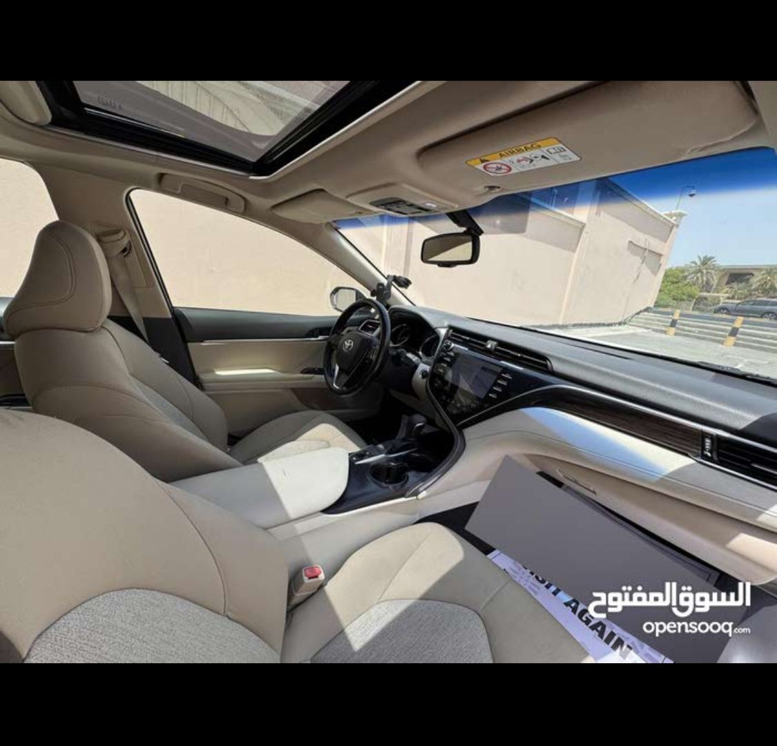 
								Toyota Camry GLE full									