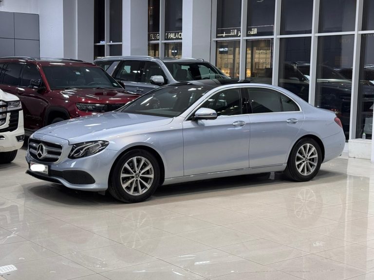 Mercedes Benz E-200