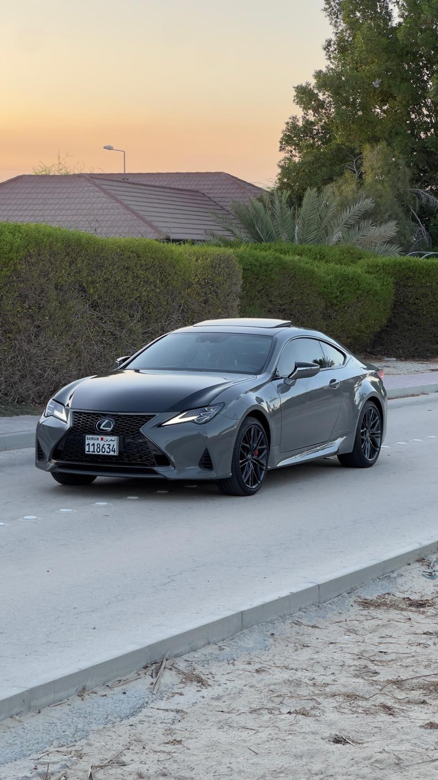 
								Lexus RC350 full									