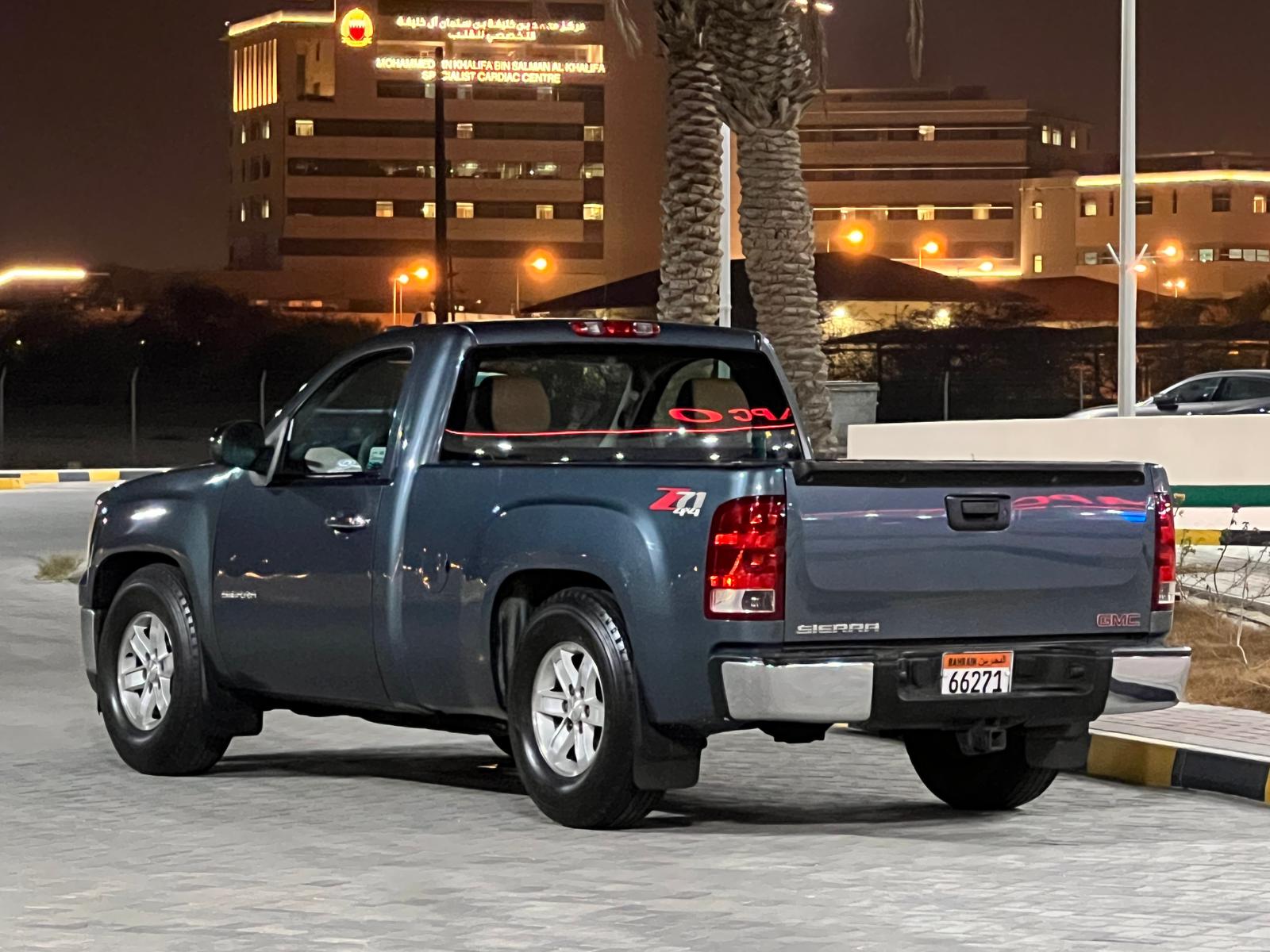 
								GMC SIERRA V6 full									