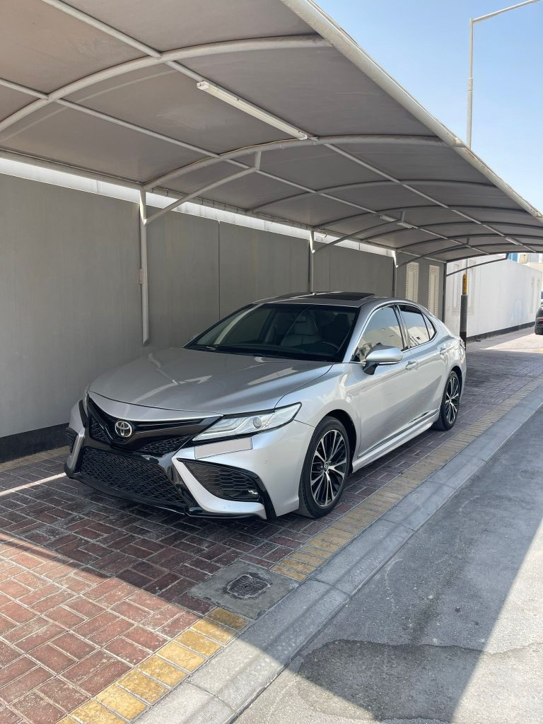 TOYOTA CAMRY SE V6