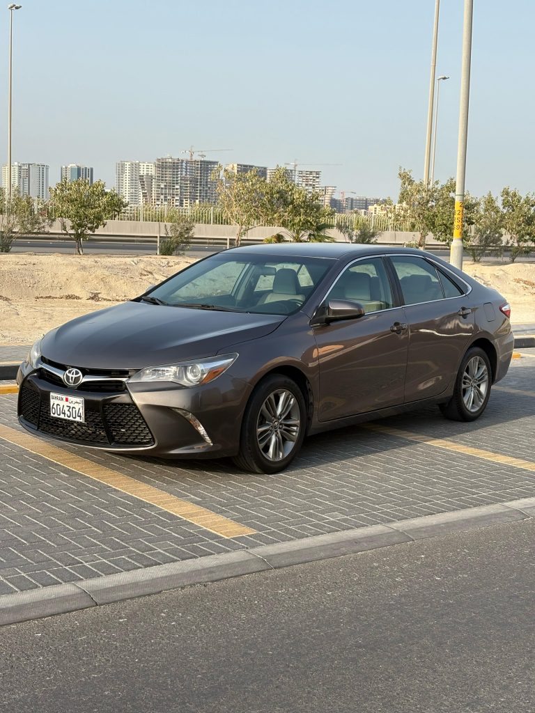 TOYOTA CAMRY