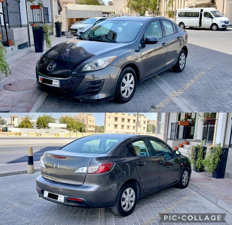 MAZDA 3