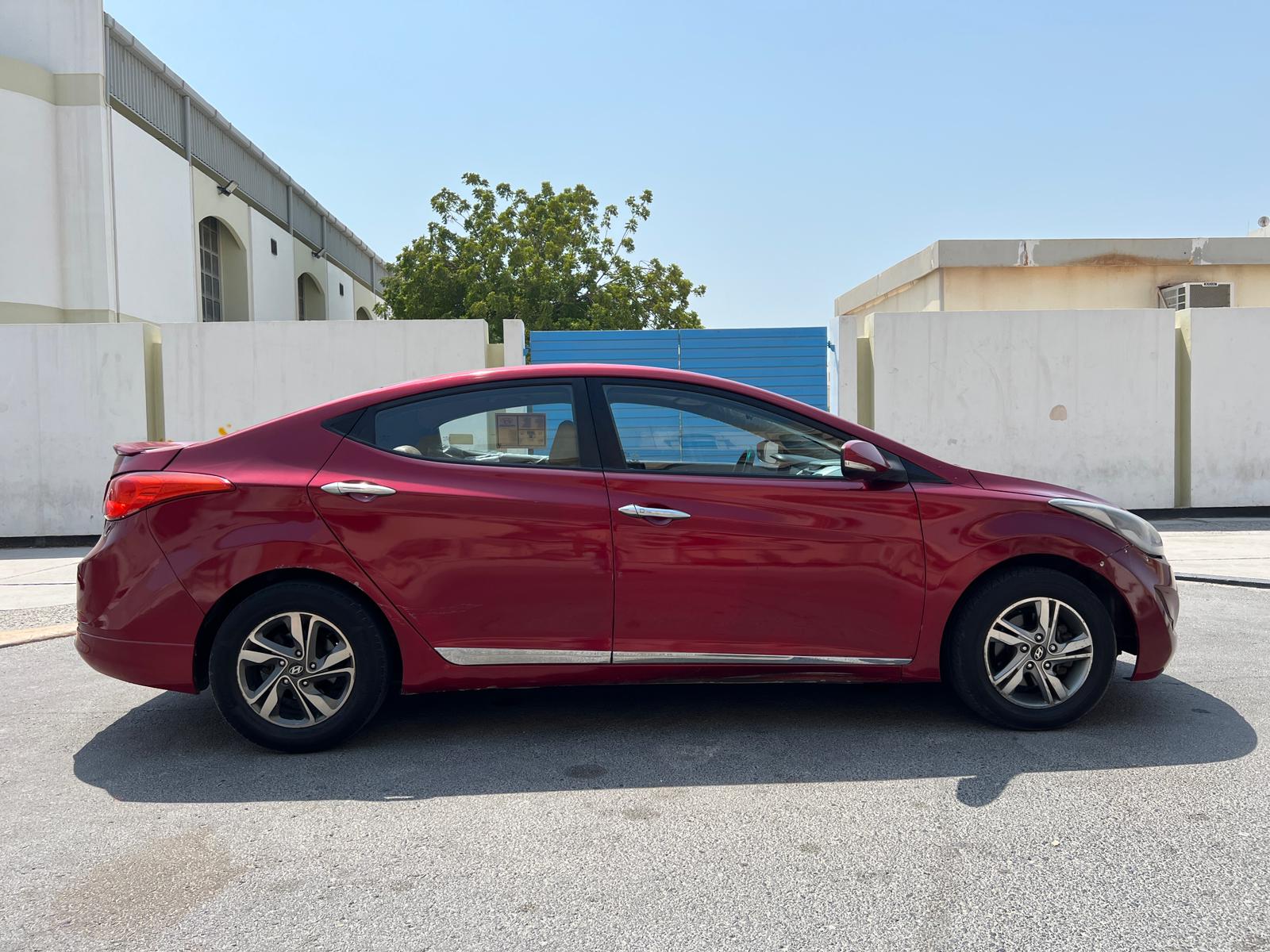 
								HYUNDAI ELANTRA full									
