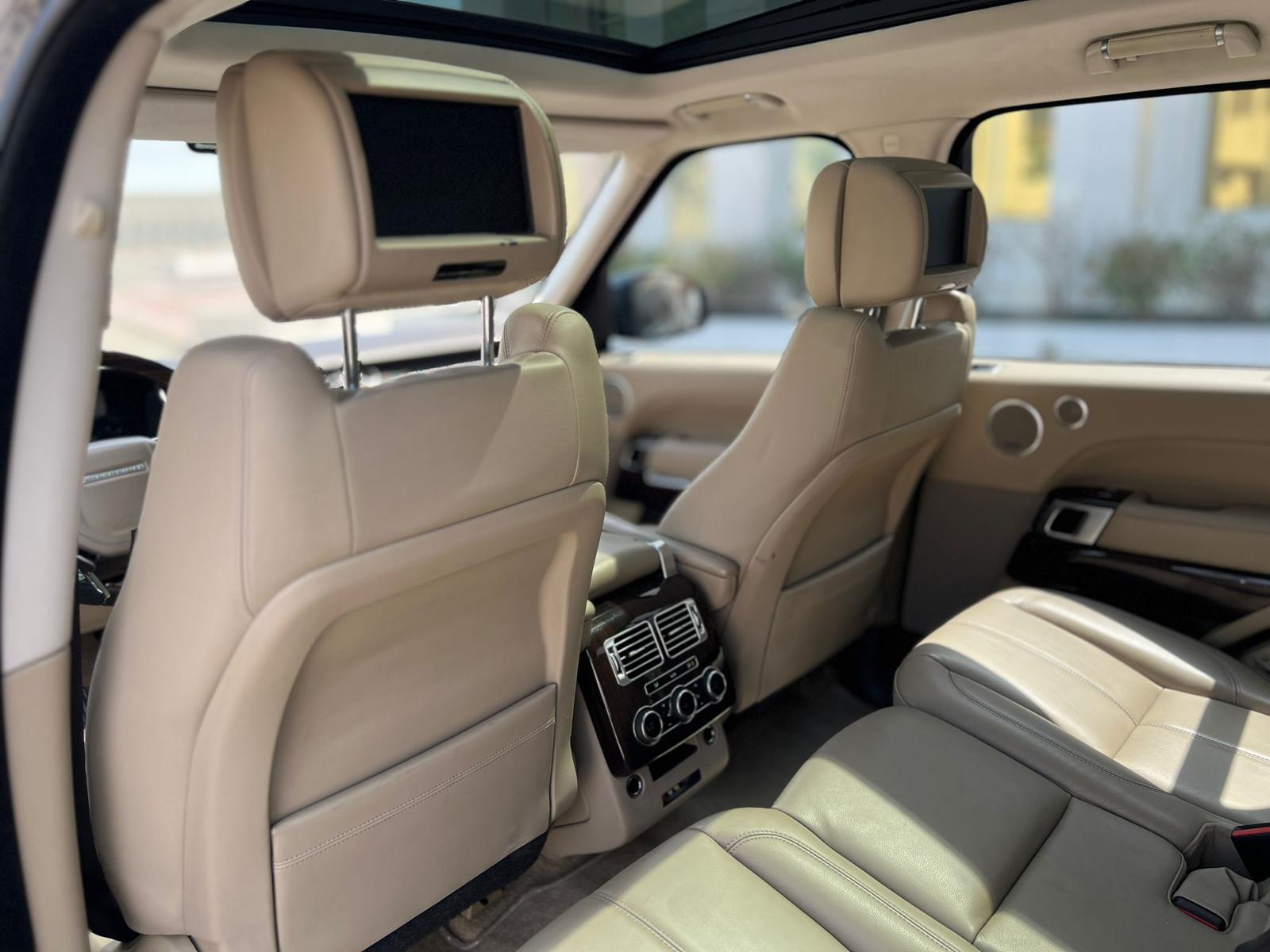 
								RANGE ROVER VOUGE HSE V8 full									