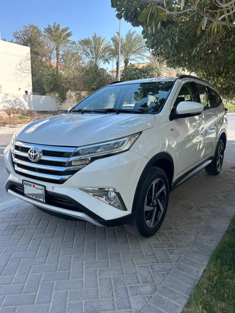 TOYOTA RUSH