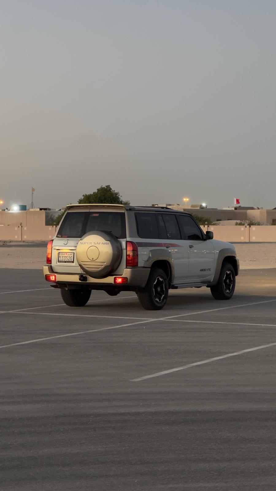 
								NISSAN SUPER SAFARI full									