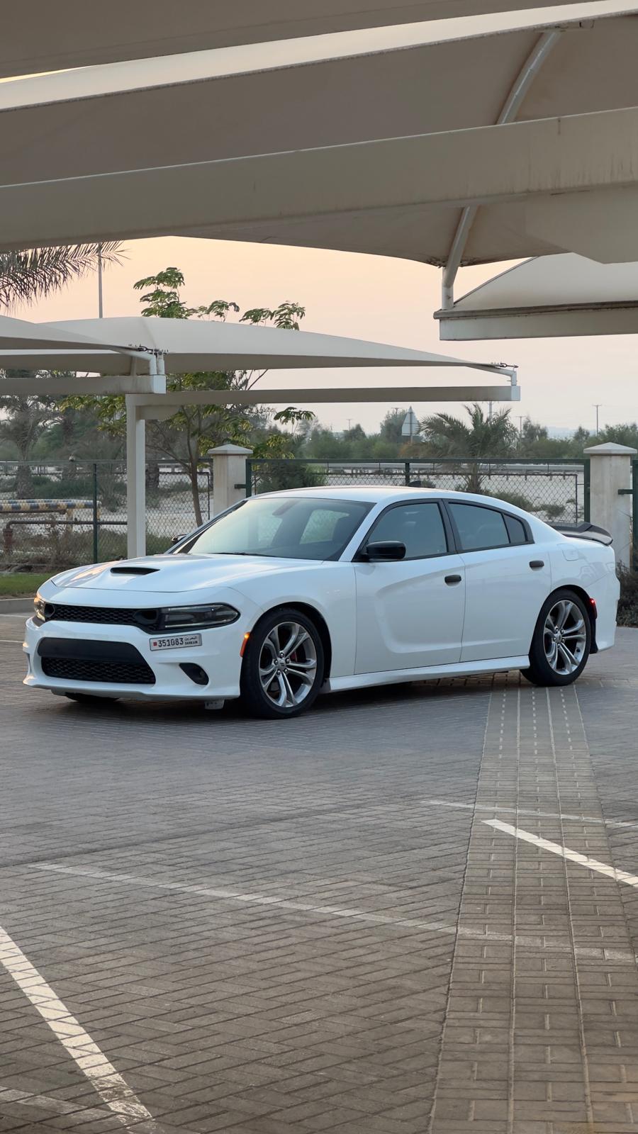 
								Dodge Charger V6 full									