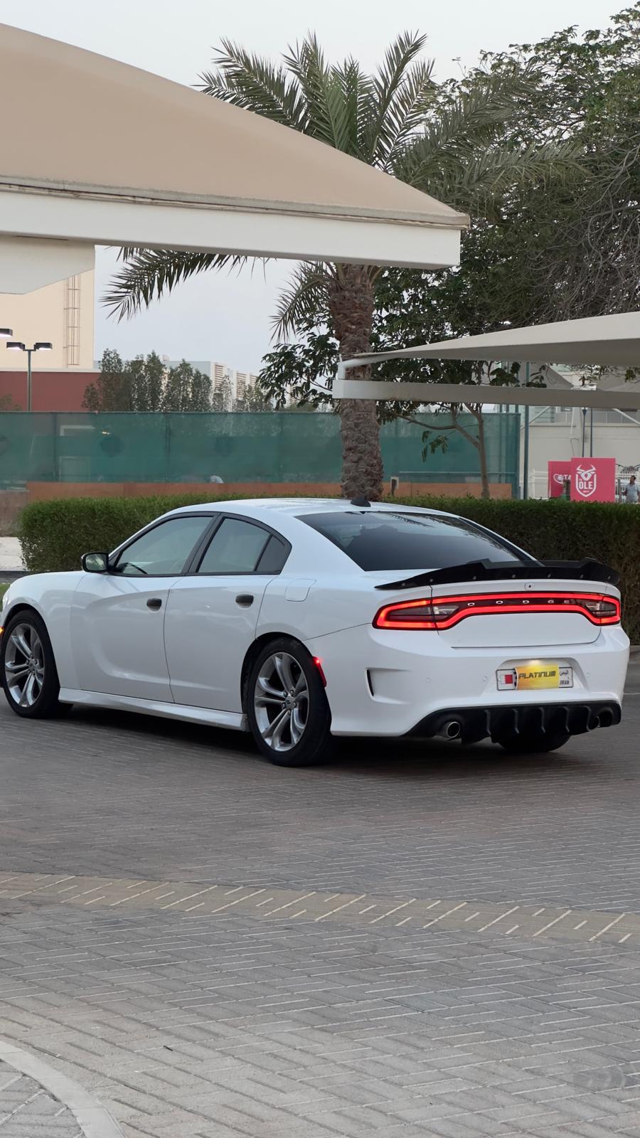 
								Dodge Charger V6 full									