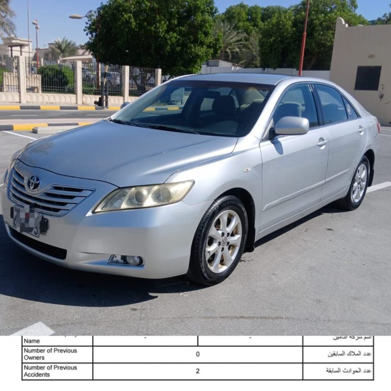 TOYOTA CAMRY