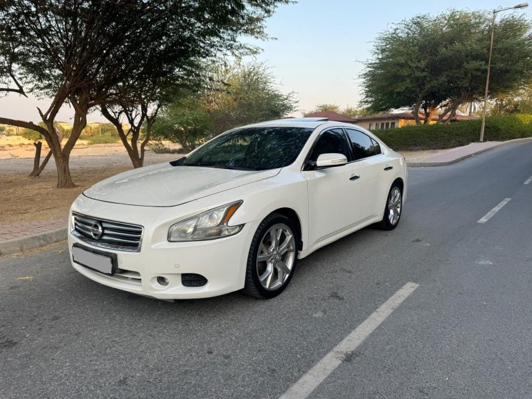 NISSAN MAXIMA