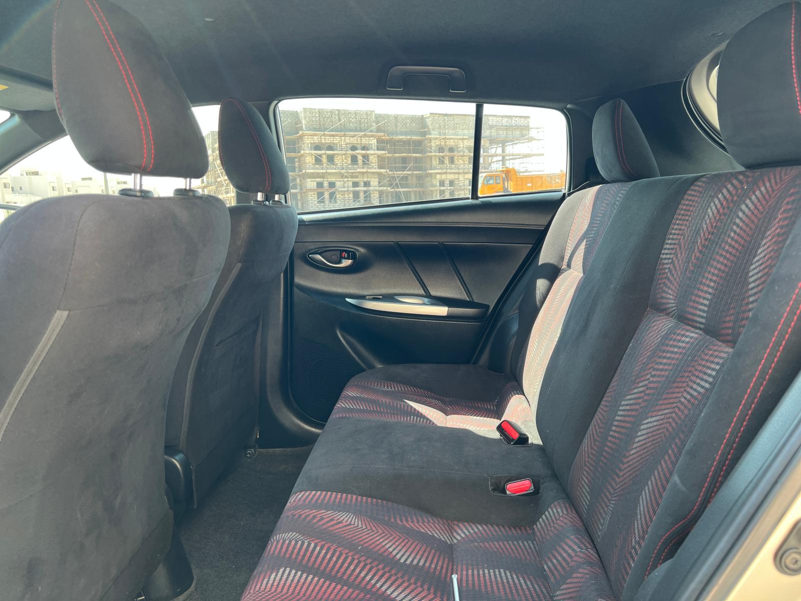 
								TOYOTA YARIS 1.5s full									