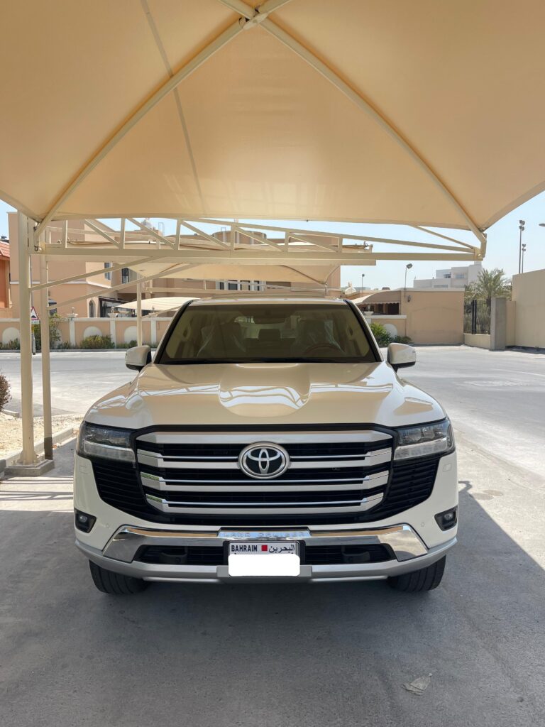 LAND CRUISER GXR-V6
