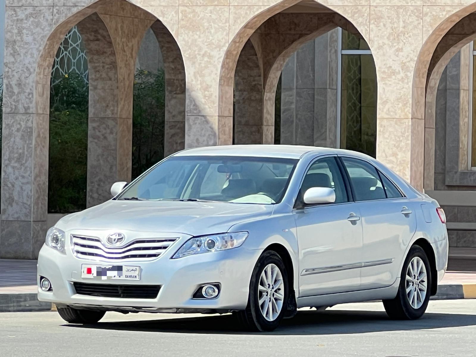 
								TOYOTA CAMRY GLX full									