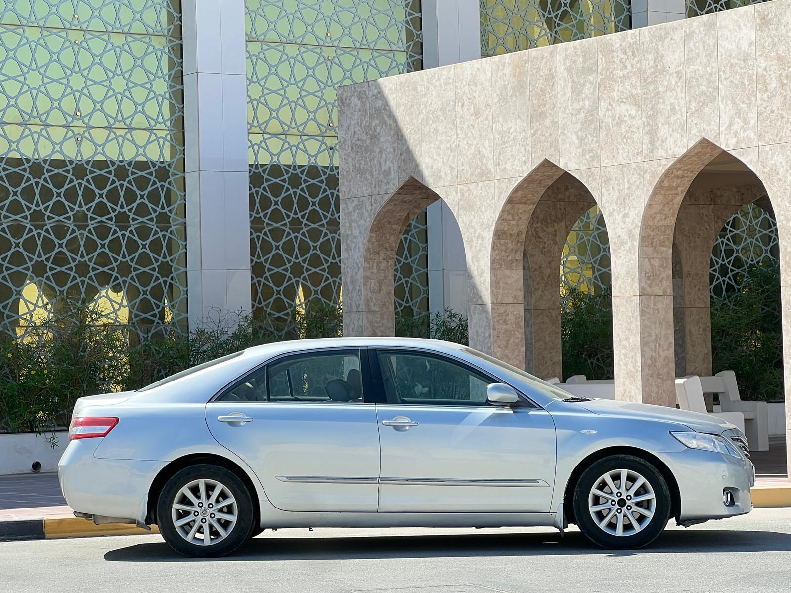 
								TOYOTA CAMRY GLX full									