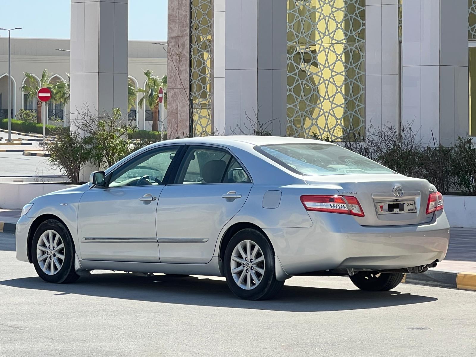 
								TOYOTA CAMRY GLX full									