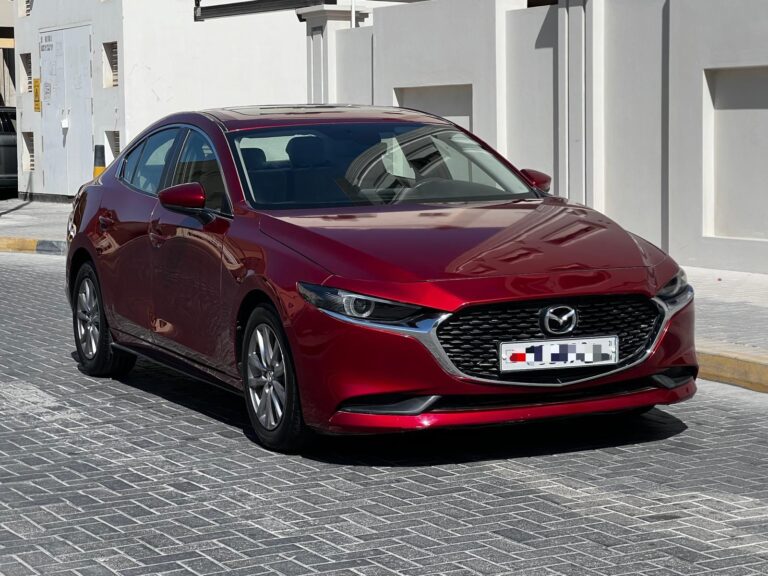 MAZDA 3