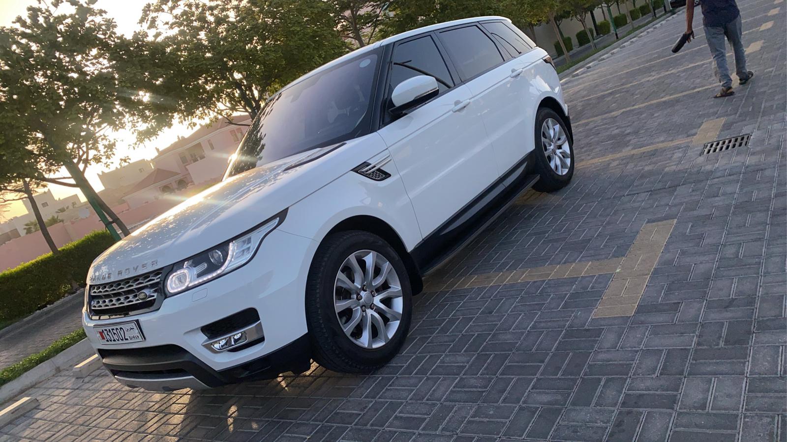 
								RANGE ROVER EVOQUE full									