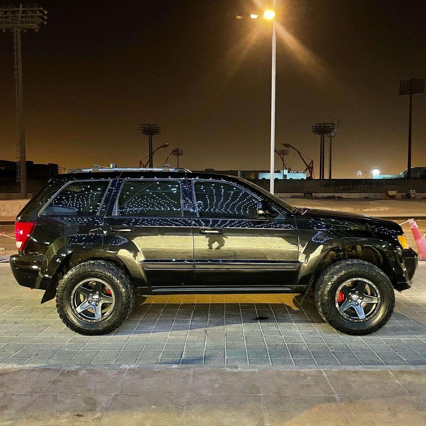 
								Jeep Grand Cherokee full									