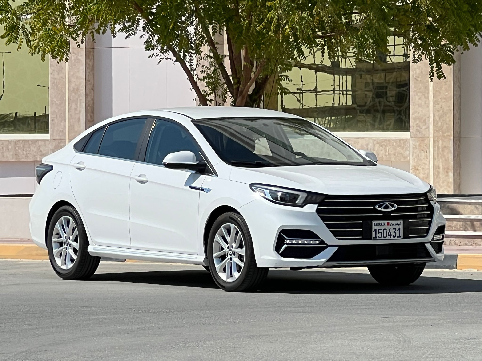 
								CHERY ARRIZO 6 PRO full									