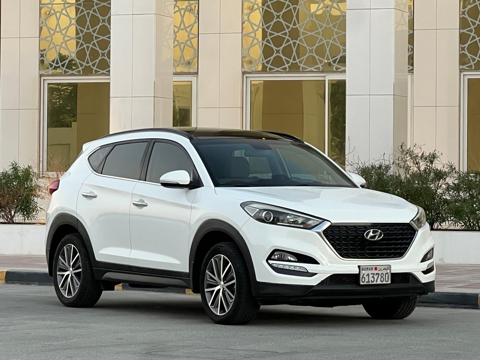 
								HYUNDAI TUCSON full									