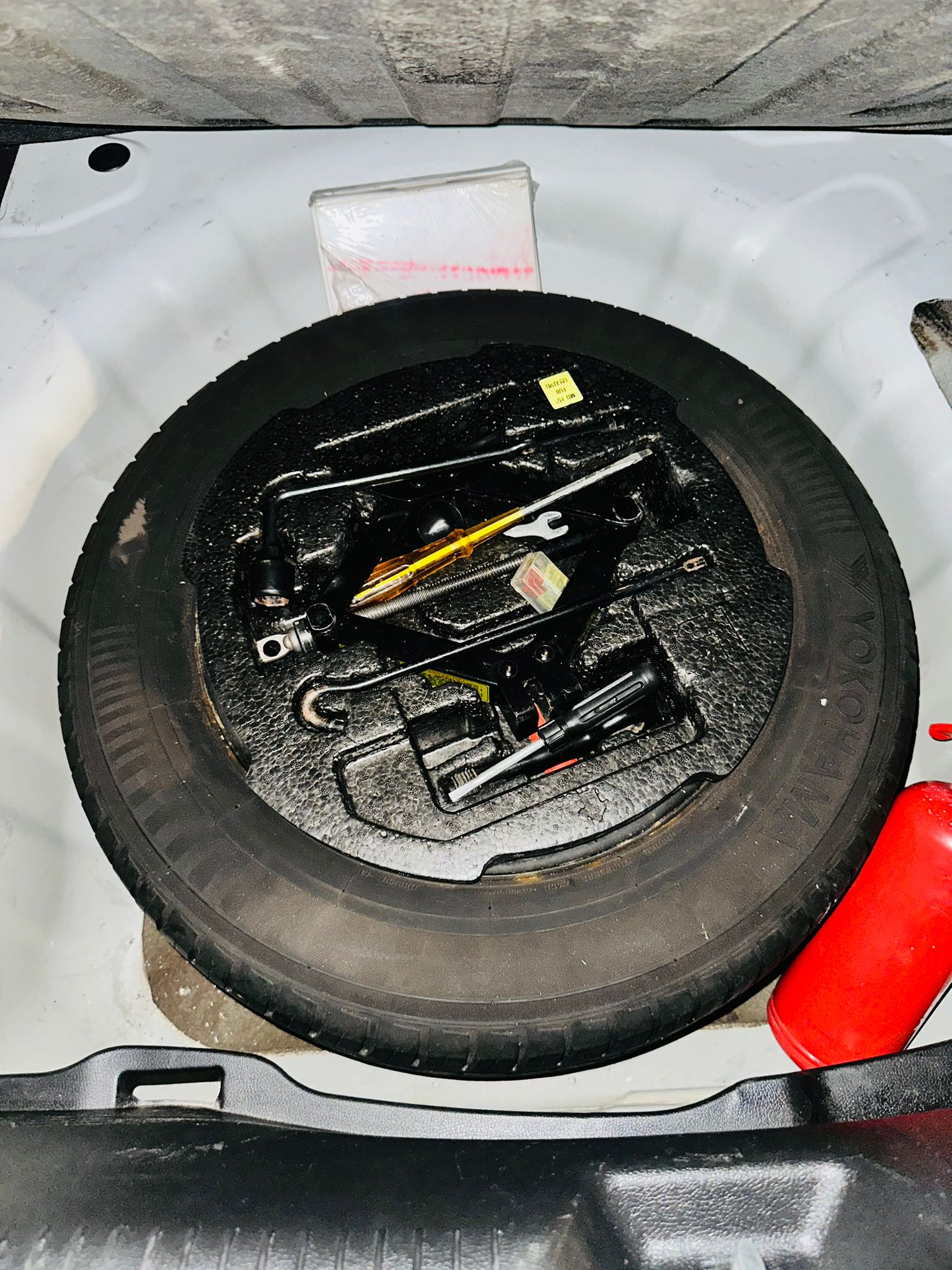 
								HYUNDAI ELANTRA full									