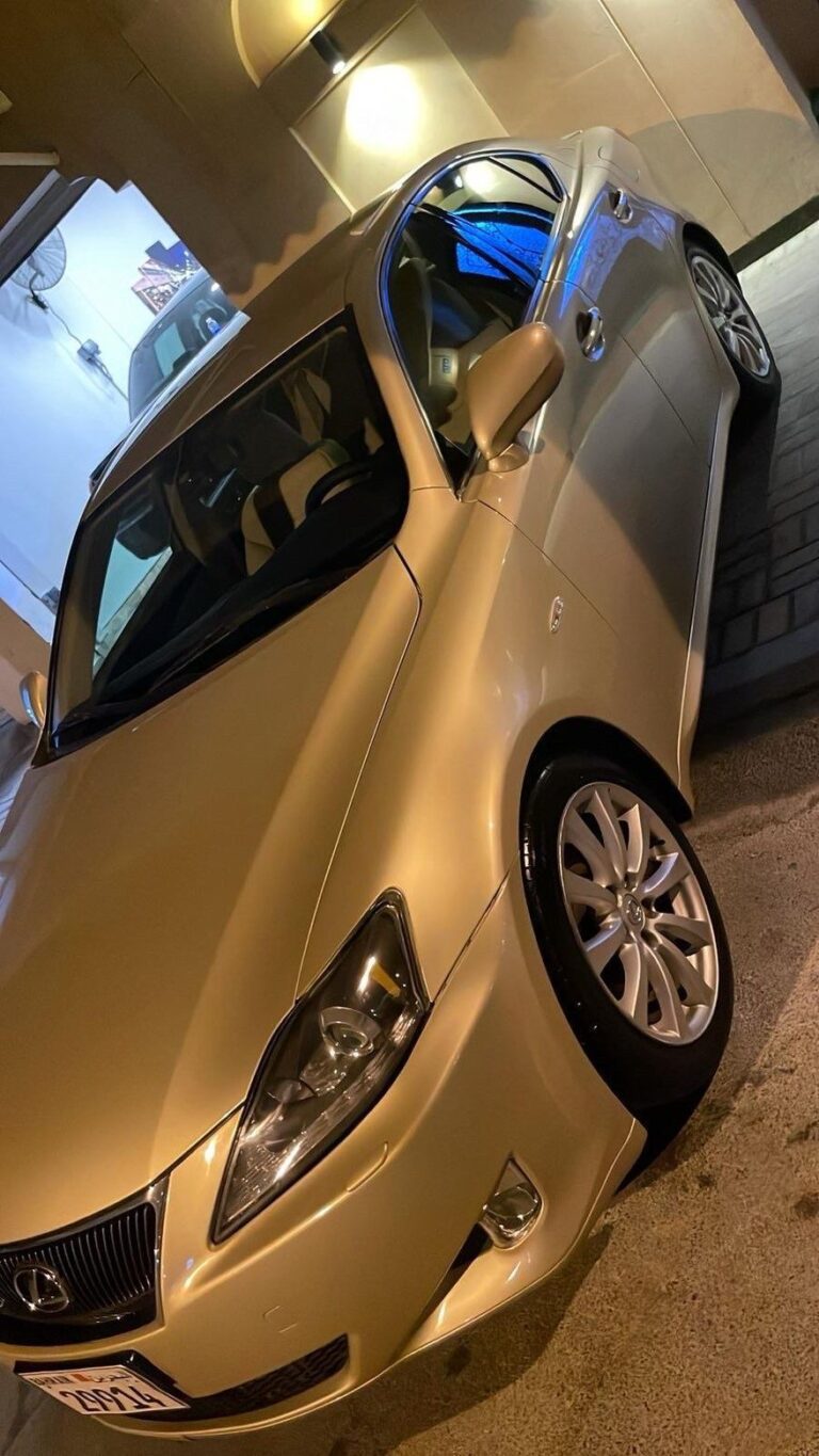LEXUS IS 300