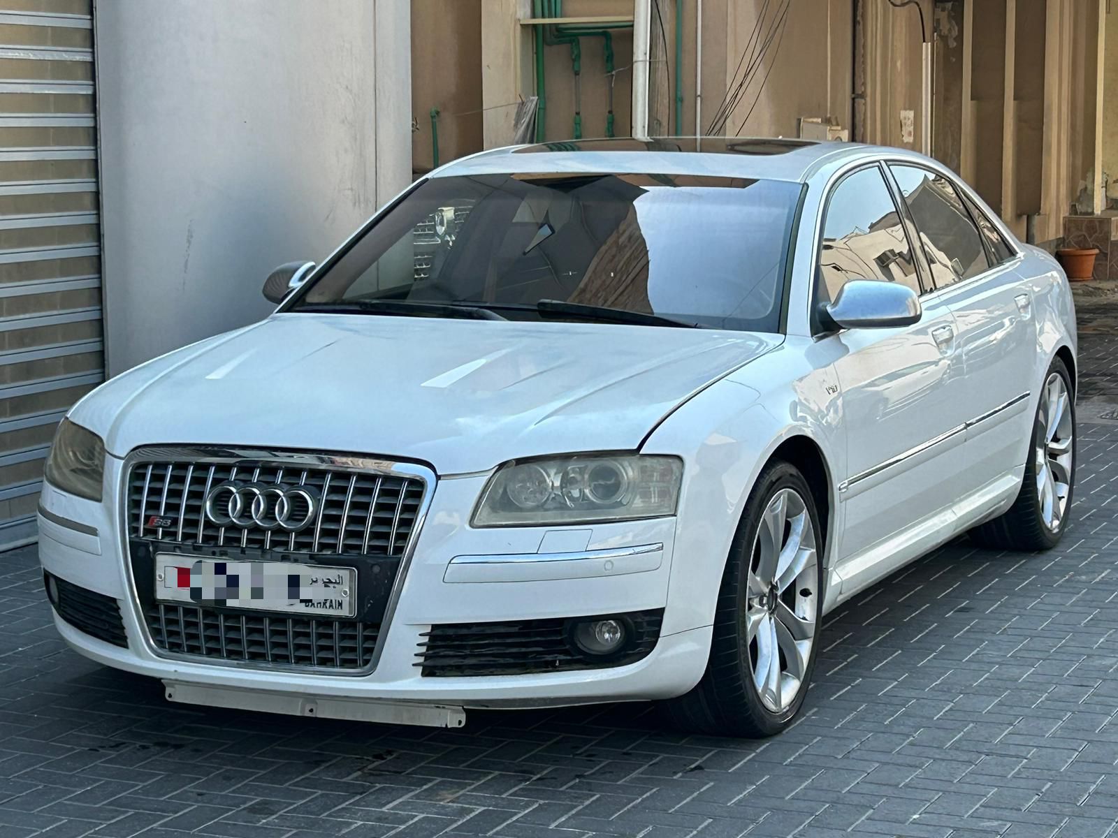 
								AUDI S8 V10 full									