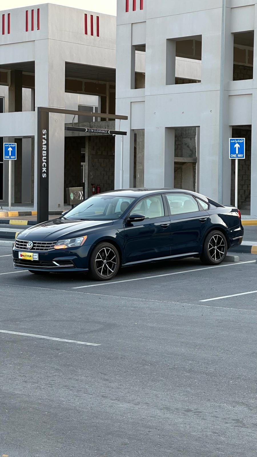 
								Volkswagen Passat 2018 full									