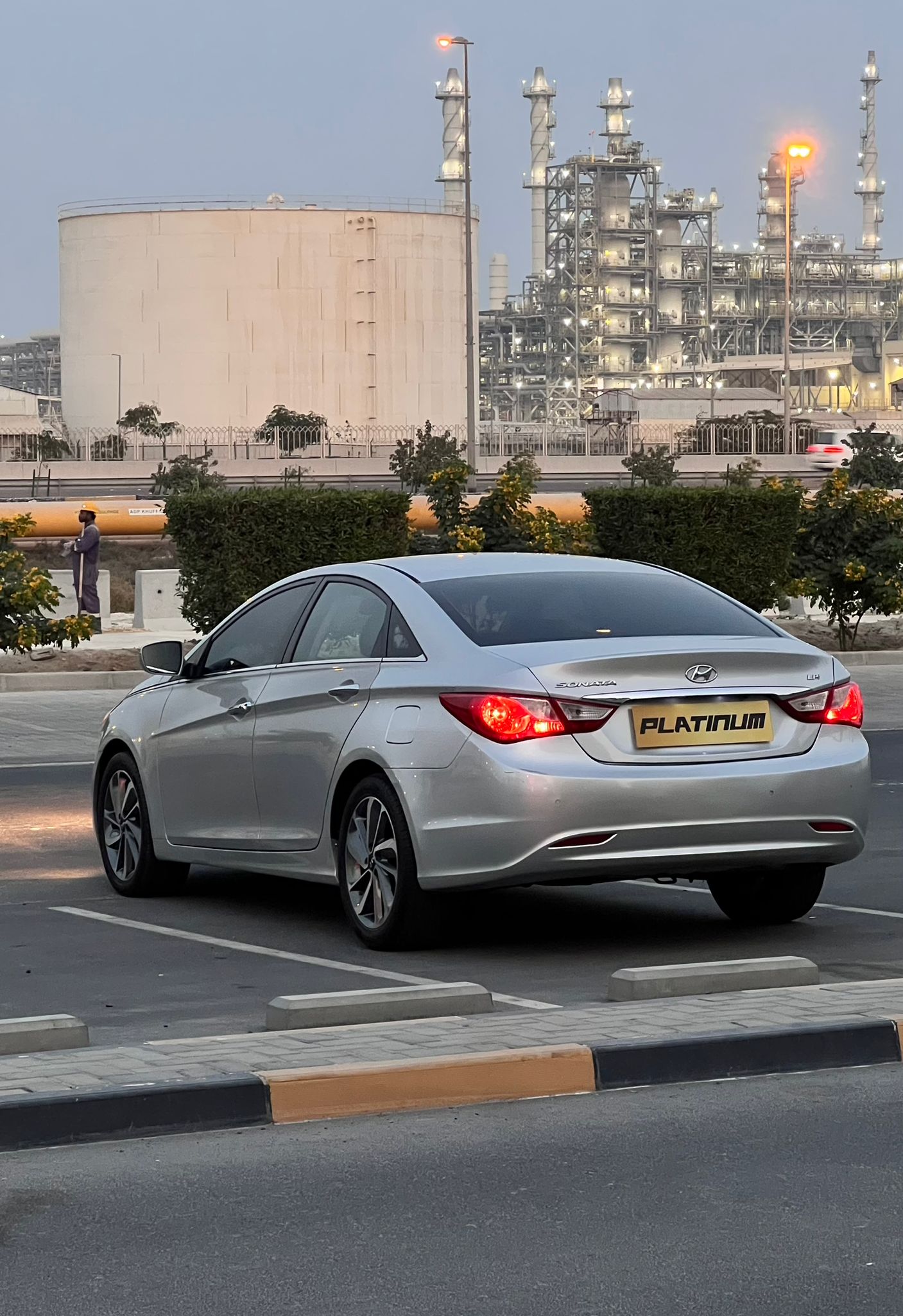 
								Hyundai Sonata full									