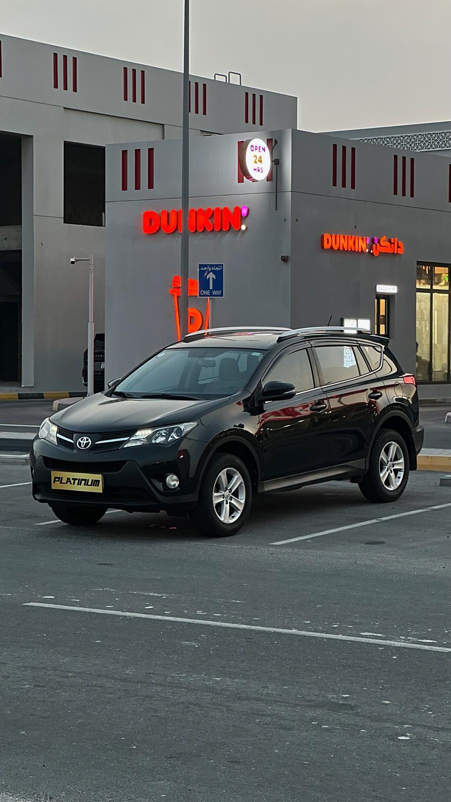 
								Toyota RAV4 full									